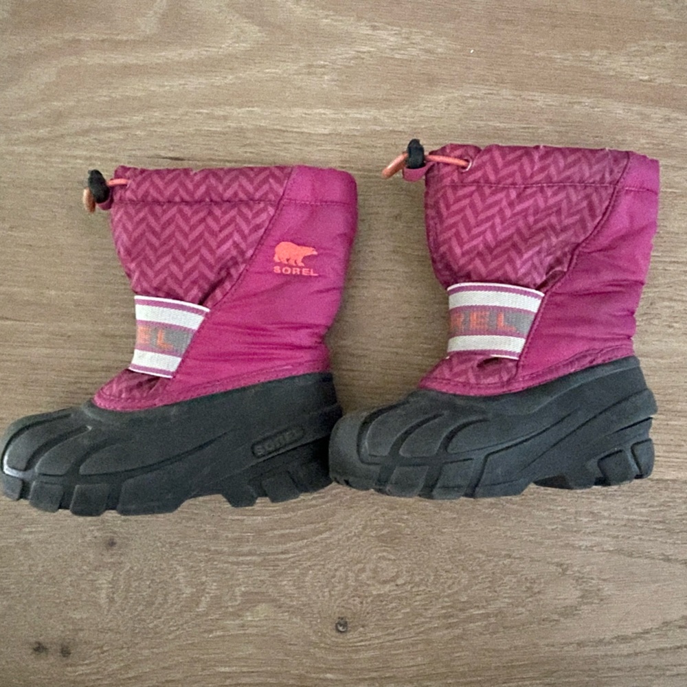 Sorel kids boots size 10